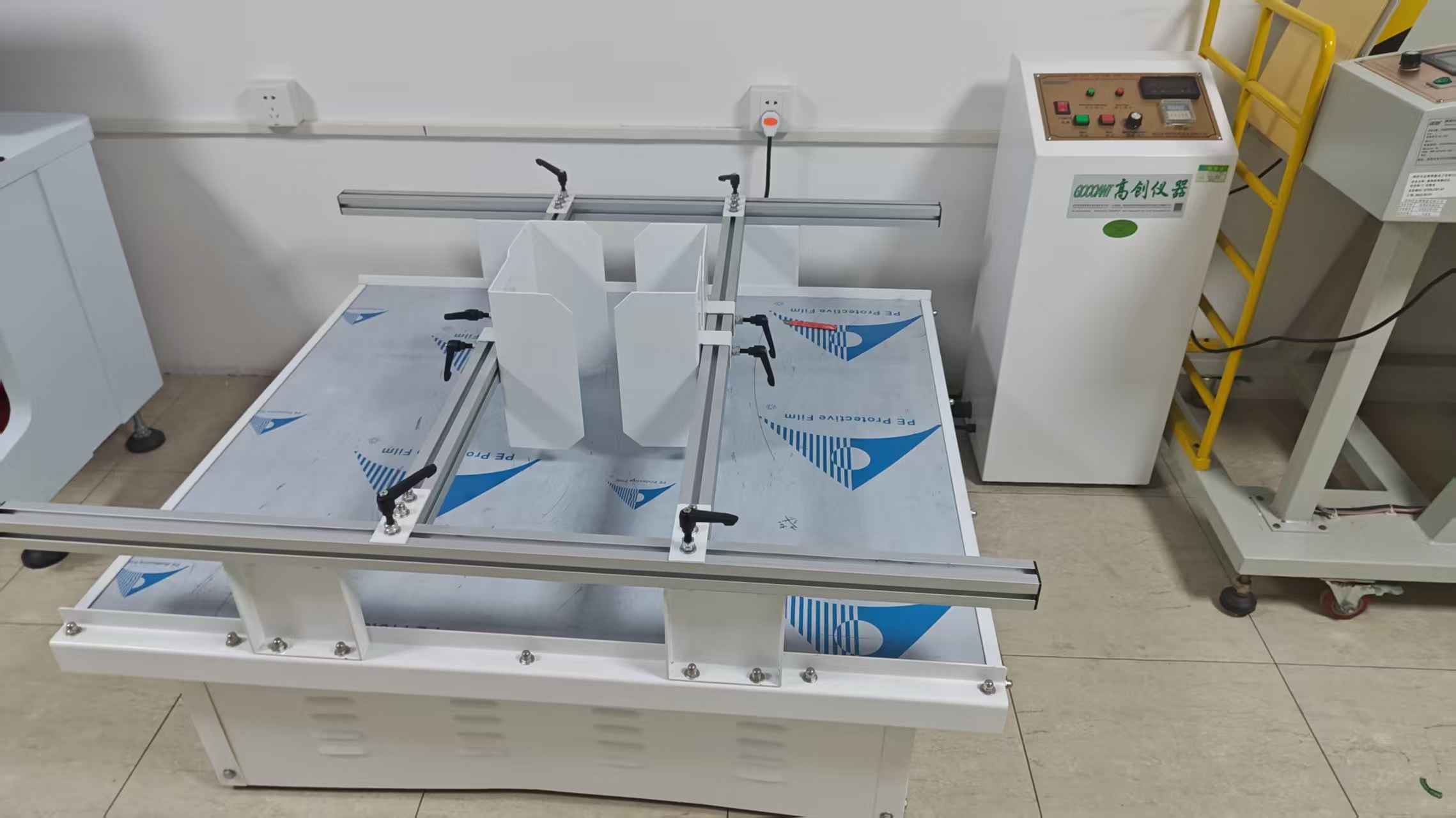 Simulated transport vibration meter